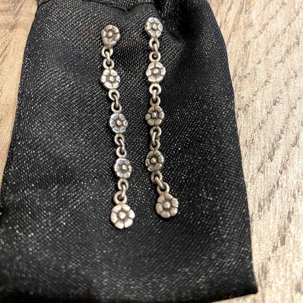 LOIS HILL Daisy Chain Earrings